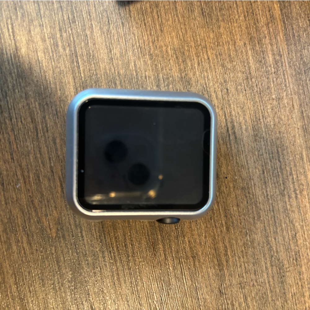 Silver Smartwatch Case - Electronics Wearable
